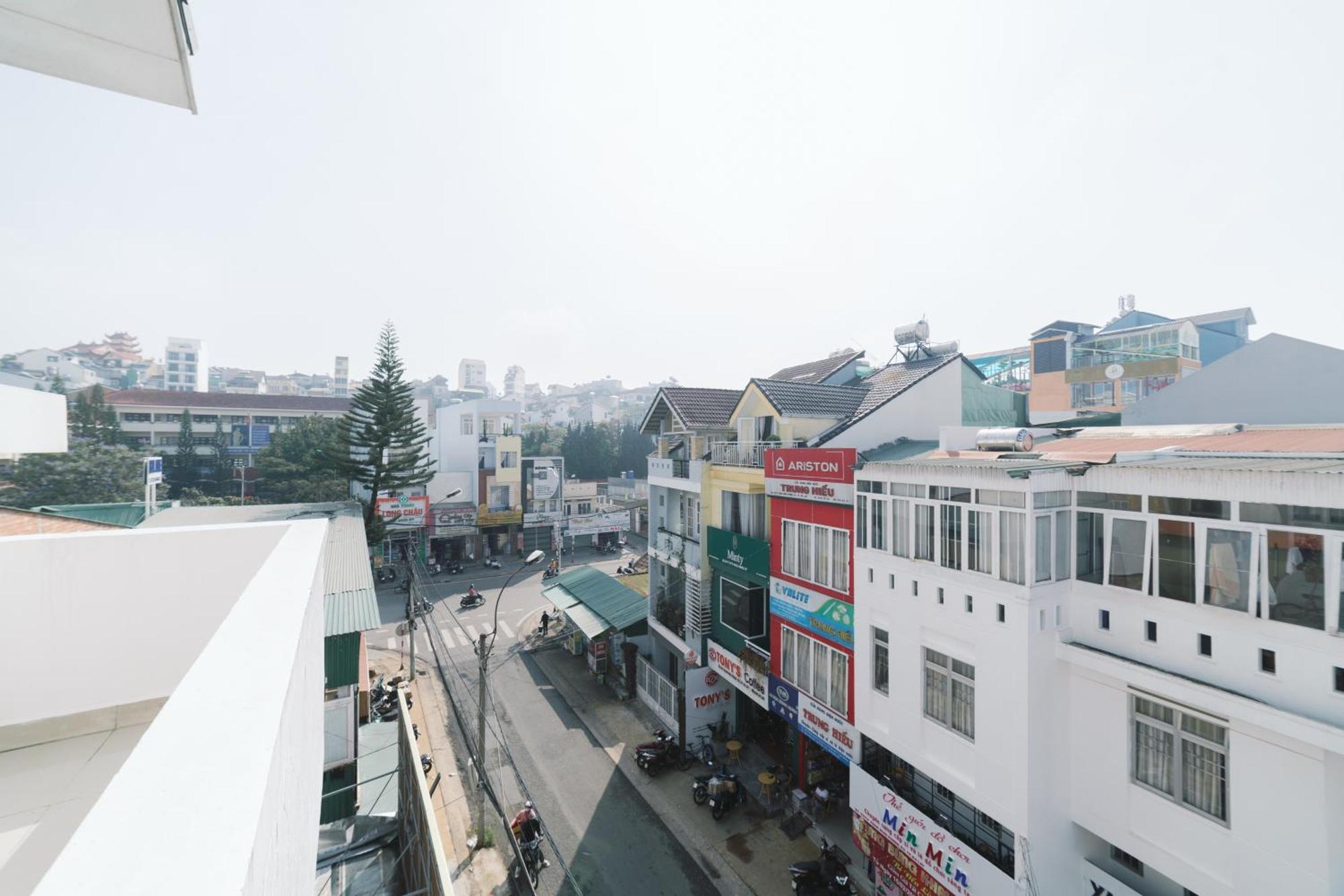 Mat Troi Vang Dalat Hotel Exterior photo